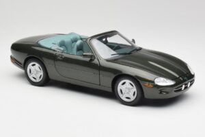 Jaguar XKR X100 Cabriolet Grøn Maisto 1:18 37800-M1 Metal — billede 6 af 8