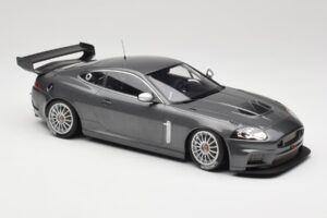 Jaguar XKR GT3 Grey Metallic Minichamps 1:18 150081390 Metal — billede 4 af 6