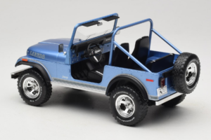 Jeep CJ-7 Laredo Blå MCG 1:18 MCG18553 Metal — billede 5 af 6
