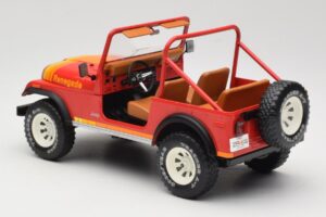 Jeep CJ-7 Renegade Rød MCG 1:18 MCG18110 Metal — billede 5 af 6