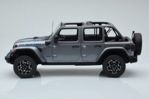 Jeep Wrangler 4xe Sølv GT Spirit 1:18 GT419 Resin — billede 3 af 6
