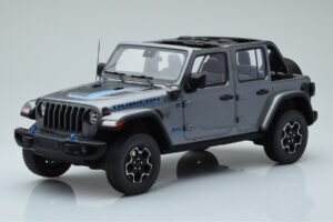 Jeep Wrangler 4xe Sølv GT Spirit 1:18 GT419 Resin