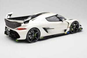 Koenigsegg Jesko Attack Crystal White Pearl GT Spirit 1:12 GT501 Resin — billede 2 af 6