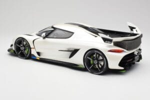 Koenigsegg Jesko Attack Crystal White Pearl GT Spirit 1:12 GT501 Resin — billede 5 af 6