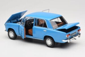 Lada 1200 2101 Blå IXO 1:18 18CMC204OP Metal — billede 5 af 8