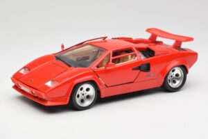 Lamborghini Countach Rød Bburago 1:18 3047-M1 Metal