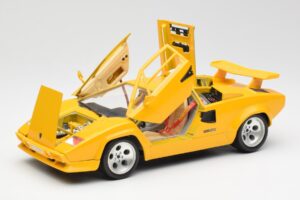 Lamborghini Countach Gul Bburago 1:18 3037 Metal — billede 2 af 8