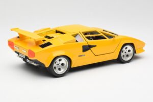Lamborghini Countach Gul Bburago 1:18 3037 Metal — billede 3 af 8