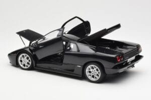 Lamborghini Diablo 6.0 Sort AUTOart 1:18 74528 Metal — billede 5 af 8
