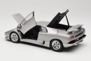 Lamborghini Diablo Sølv AUTOart 1:18 70071 Metal — billede 5 af 8