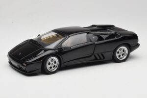 Lamborghini Diablo Roadster Sort AUTOart 1:18 70093-R1 Metal