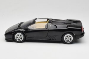 Lamborghini Diablo Roadster Sort AUTOart 1:18 70093-R1 Metal — billede 5 af 10