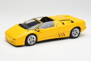 Lamborghini Diablo Roadster Gul AUTOart 1:18 70092 Metal