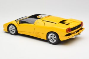 Lamborghini Diablo Roadster Gul AUTOart 1:18 70092 Metal — billede 7 af 8