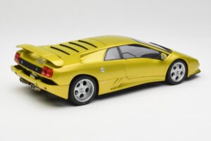 Lamborghini Diablo SE30 Anniversary Edition Gul Spyder AUTOart 1:18 79157 Metal — billede 3 af 8