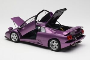 Lamborghini Diablo SE30 Jota Metallic Lilla AUTOart 1:18 79142 Komposit — billede 5 af 8