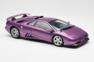 Lamborghini Diablo SE30 Jota Metallic Lilla AUTOart 1:18 79142 Komposit — billede 6 af 8
