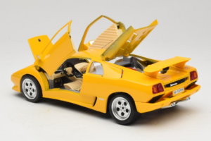 Lamborghini Diablo Gul Bburago 1:18 3041 Metal — billede 5 af 8