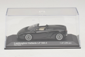Lamborghini Gallardo LP560-4 Spyder Sort Minichamps 1:43 400103830 Metal — billede 4 af 5