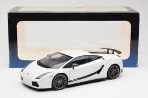 Lamborghini Gallardo Superleggera Monocerus Metallic Hvid AUTOart 1:18 74585 Metal — billede 8 af 8