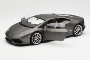 Lamborghini Huracan LP610-4 Grå AUTOart 1:18 74606 Komposit — billede 2 af 8