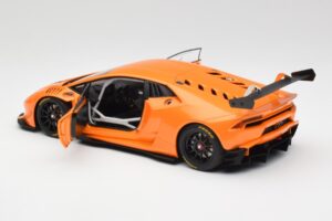 Lamborghini Huracan LP620-2 Super Trofeo Arancio Borealis Pearl Effect Orange AUTOart 1:18 81558 Metal — billede 5 af 8