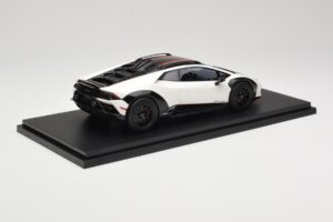 Lamborghini Huracan Sterrato No. 63 Hvid TopSpeed 1:18 TS0610 Resin — billede 2 af 6