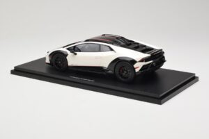Lamborghini Huracan Sterrato No. 63 Hvid TopSpeed 1:18 TS0610 Resin — billede 5 af 6