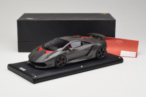 Lamborghini Sesto Elemento Matte Black MR Collection 1:18 LAMB054 Resin — billede 6 af 6