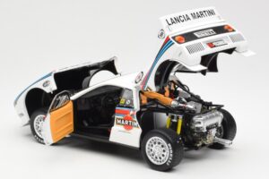 Lancia 037 Martini #1 W. Rohrl / C. Geistdorfer Winner Rally Monte Carlo 1983 Nat Version Kyosho 1:18 08306A Metal — billede 5 af 8