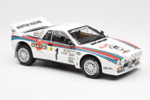 Lancia 037 Martini #1 W. Rohrl / C. Geistdorfer Winner Rally Monte Carlo 1983 Nat Version Kyosho 1:18 08306A Metal — billede 6 af 8