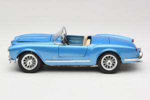 Lancia Aurelia B24 Spider Blå Bburago 1:18 3010-M1 Metal — billede 4 af 8