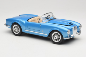 Lancia Aurelia B24 Spider Blå Bburago 1:18 3010-M1 Metal — billede 6 af 8