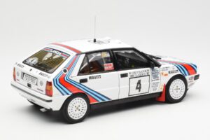 Lancia Delta HF 4WD #4 M. Alen / I. Kivimaki Martini Rally 1000 Lakes 1987 Kyosho 1:18 08960B Metal — billede 3 af 8