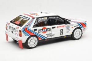 Lancia Delta HF 4WD #6 M. Biasion / T. Siviero Martini Rally Monte Carlo 1987 Kyosho 1:18 08960A Metal — billede 3 af 8
