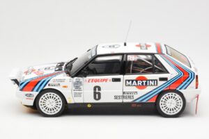 Lancia Delta HF 4WD #6 M. Biasion / T. Siviero Martini Rally Monte Carlo 1987 Kyosho 1:18 08960A Metal — billede 4 af 8
