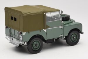 Land Rover 88 Series I Grøn Minichamps 1:18 150168900 Metal — billede 3 af 8