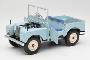 Land Rover 88 Series I RAF Blue Minichamps 1:18 150168908 Metal — billede 2 af 8