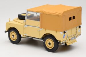 Land Rover 88 Series I RAF Beige Minichamps 1:18 150168911 Metal — billede 7 af 8