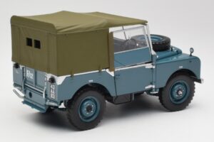 Land Rover 88 Series I Lyseblå Minichamps 1:18 150168907 Metal — billede 3 af 8