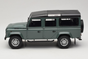 Land Rover Defender Station Wagon Keswick Green GT Spirit 1:18 GT527 Resin — billede 3 af 6