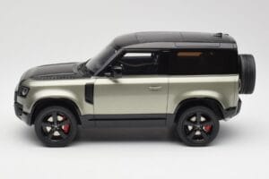 Land Rover Defender 90 HSE P400 L663 Pangea Green Metallic GT Spirit 1:18 GT517 Resin — billede 3 af 6
