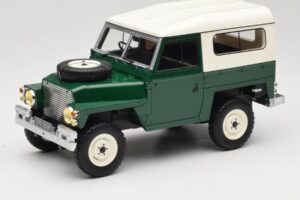 Land Rover Lightweight Series III Hard Top Mørkegrøn BoS Models 1:18 BOS355 Resin