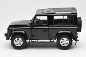 Land Rover Defender 90 Santorini Sort Metallic Kyosho 1:18 08901BK Metal — billede 4 af 8