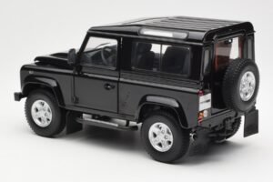 Land Rover Defender 90 Santorini Sort Metallic Kyosho 1:18 08901BK Metal — billede 7 af 8