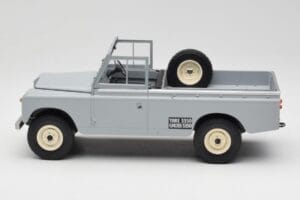Land Rover Series II 109 Pickup Grå MCG 1:18 MCG18092 Metal — billede 3 af 6