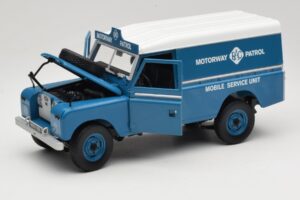 Land Rover Series III 109 Soft Top Motorway Patrol Blå Eagles Race 1:18 4403 Metal — billede 2 af 8