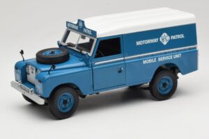Land Rover Series III 109 Soft Top Motorway Patrol Blå Eagles Race 1:18 4403 Metal