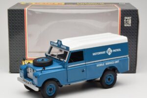 Land Rover Series III 109 Soft Top Motorway Patrol Blå Eagles Race 1:18 4403 Metal — billede 8 af 8