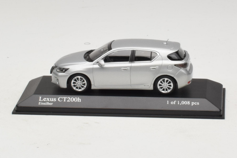 Lexus CT200h Sølv Minichamps 1:43 410166001 Metal